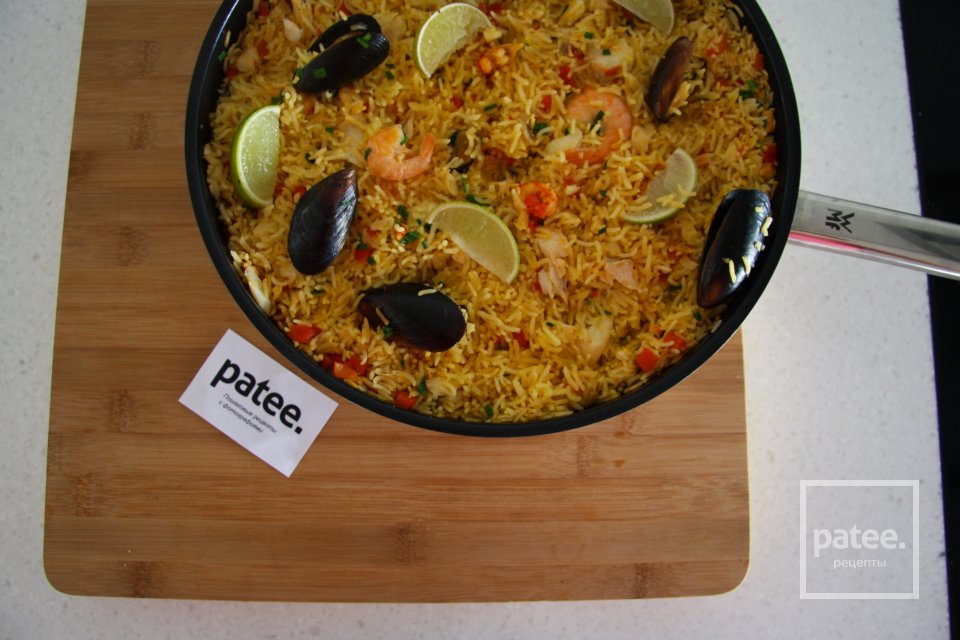 Простая паэлья с морепродуктами - Шаг 13
