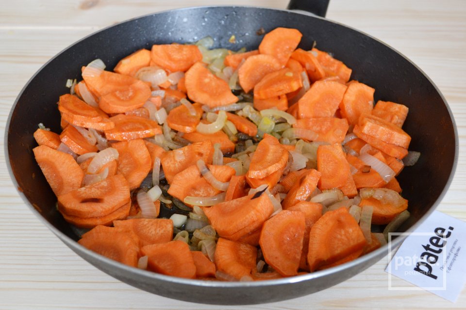 Плов со свининой и черносливом - Шаг 6