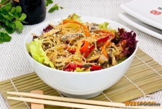 Фунчоза с грибами и овощами