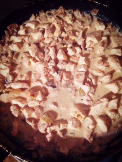 Курица с грибами, запеченная под картофельной шубой - Шаг 3