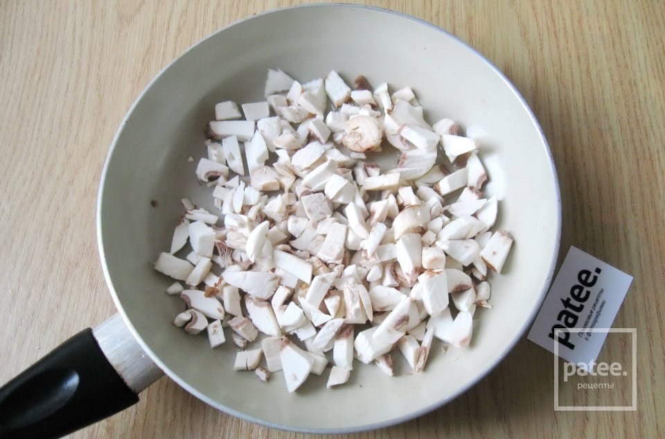 Ленивые голубцы с грибами в сметане - Шаг 8