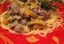Паста свинина с овощами