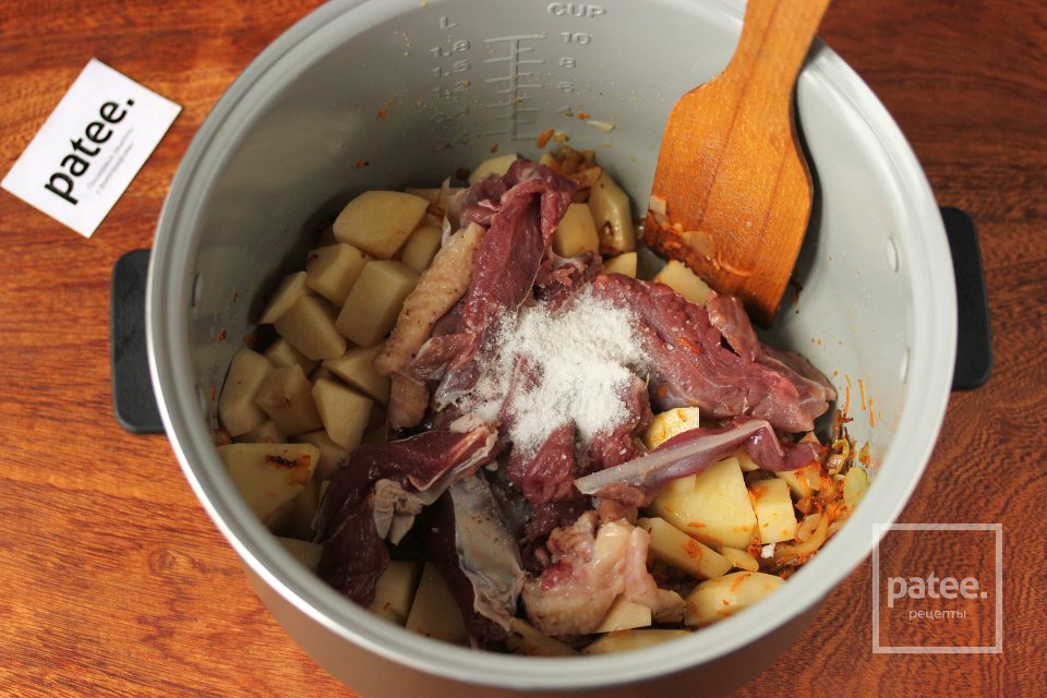 Суп с плавленым сыром и вермишелью в мультиварке - Шаг 7