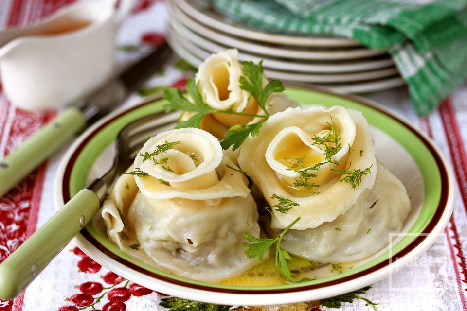 Ленивые пельмени-розы - Шаг 22