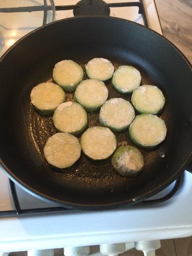 Кабачок с яйцом - Шаг 2