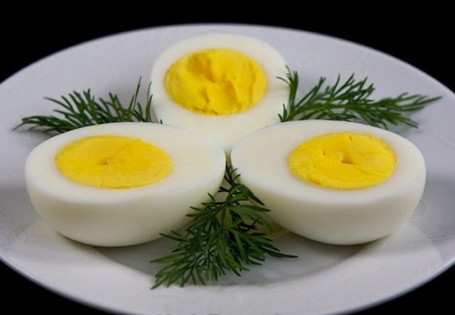 Варені яйця.