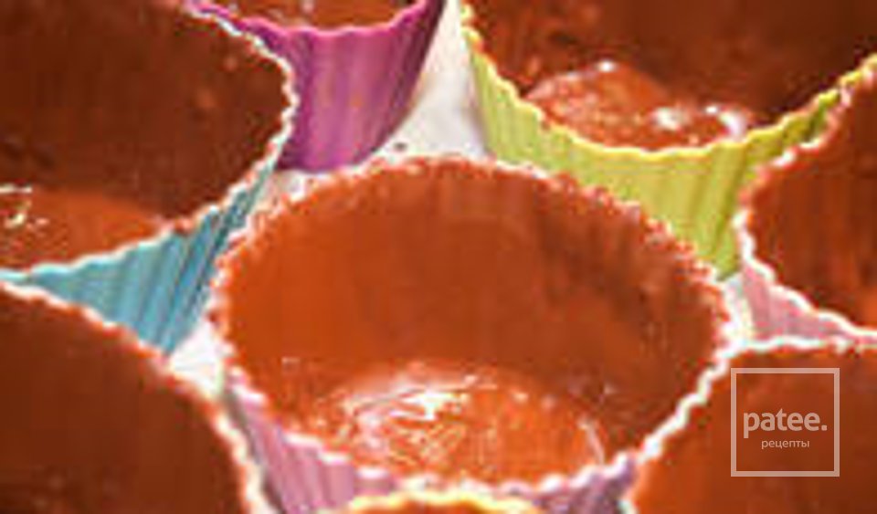 Творожки с фруктами в шоколаде - Шаг 3