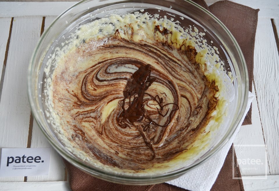 Шоколадно-ромовые капкейки со сливочным кремом - Шаг 9