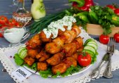 Куриный шашлык с помидорами в медово-соевом соусе