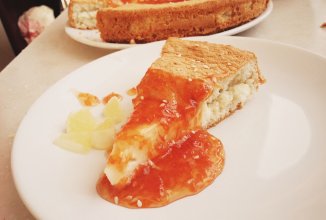 Бисквитный пирог с творогом😋