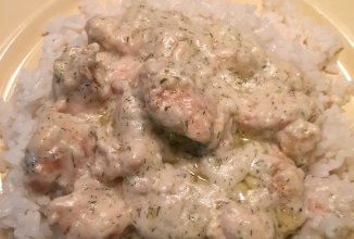 Нежное филе куриной грудки в сливках.