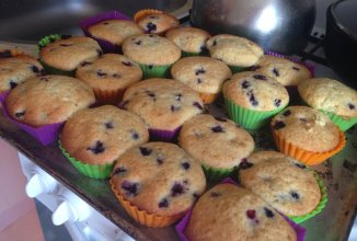 Маффины с черной смородиной