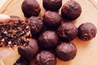 Конфеты из чернослива и грецкого ореха