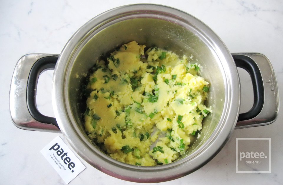 Мясные зразы с картофелем и зеленым луком - Шаг 5