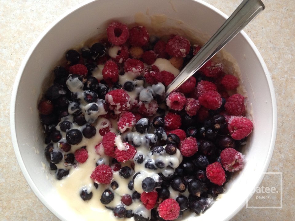 Ягодные кексы с белым шоколадом - Шаг 5