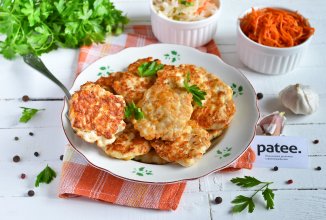 Рубленые куриные котлеты с сыром