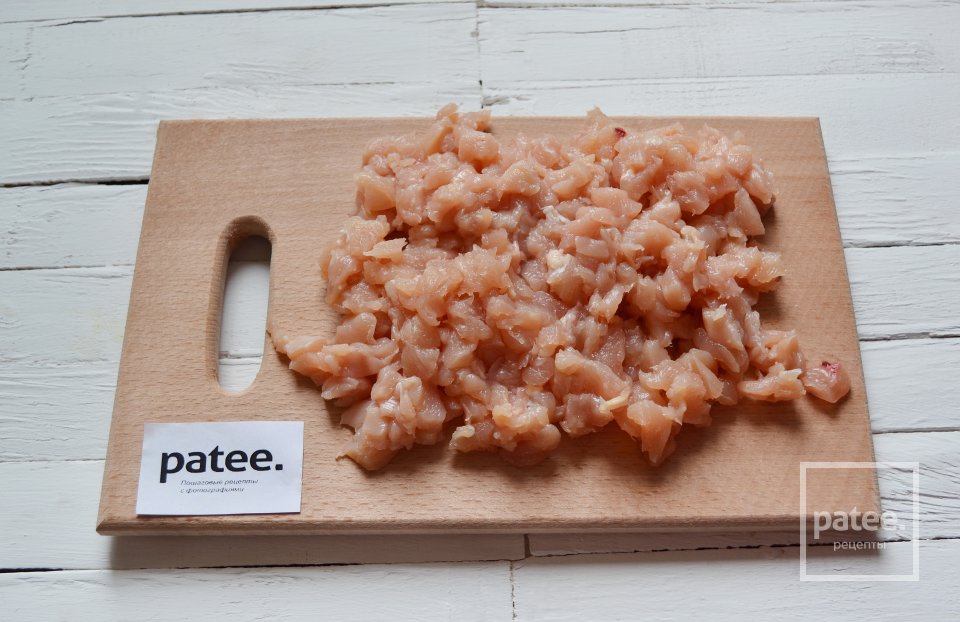 Рубленые куриные котлеты с сыром - Шаг 2