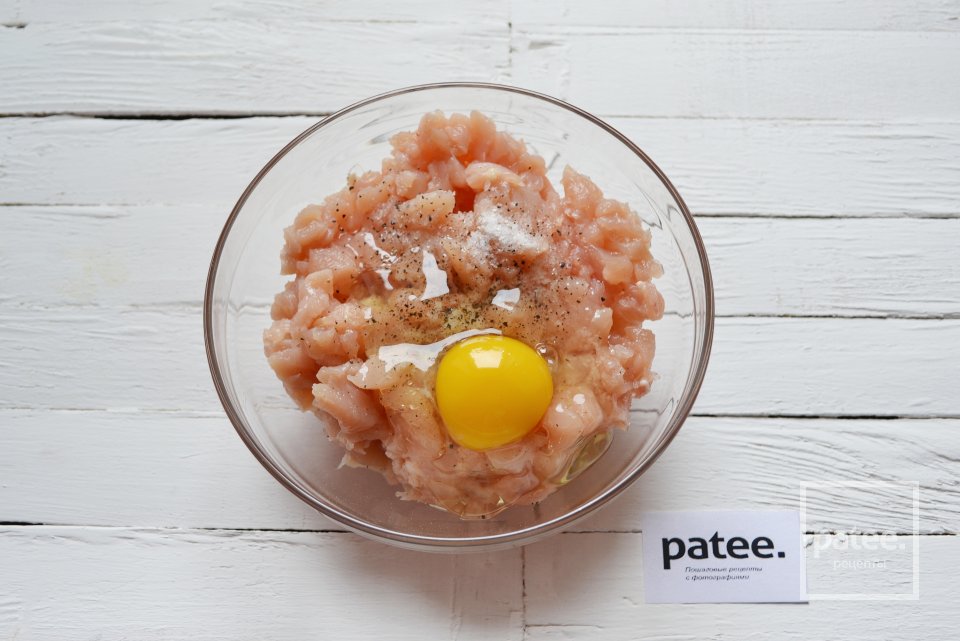Рубленые куриные котлеты с сыром - Шаг 5