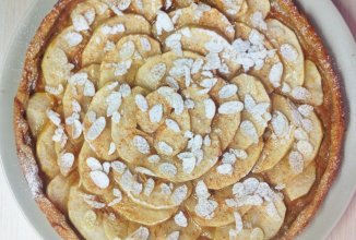 Яблочный тарт на творожном тесте