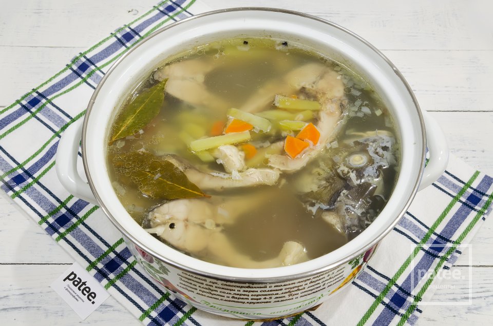 Уха из карпа - Шаг 13