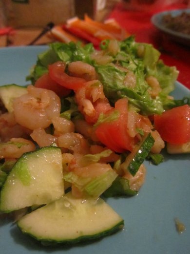Овощной салат с креветками - Шаг 3