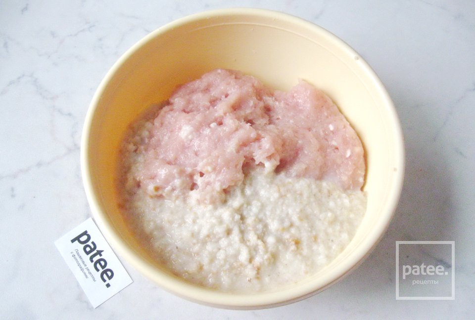 Котлеты с морковью и сыром в томатном соусе - Шаг 3