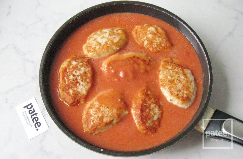 Котлеты с морковью и сыром в томатном соусе - Шаг 17