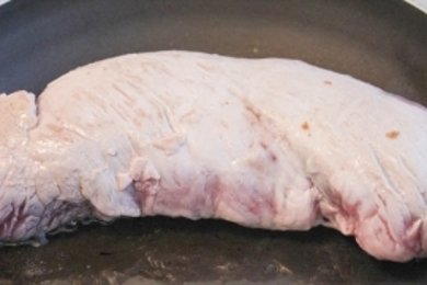 Свиной рулет с грибами - приготовление