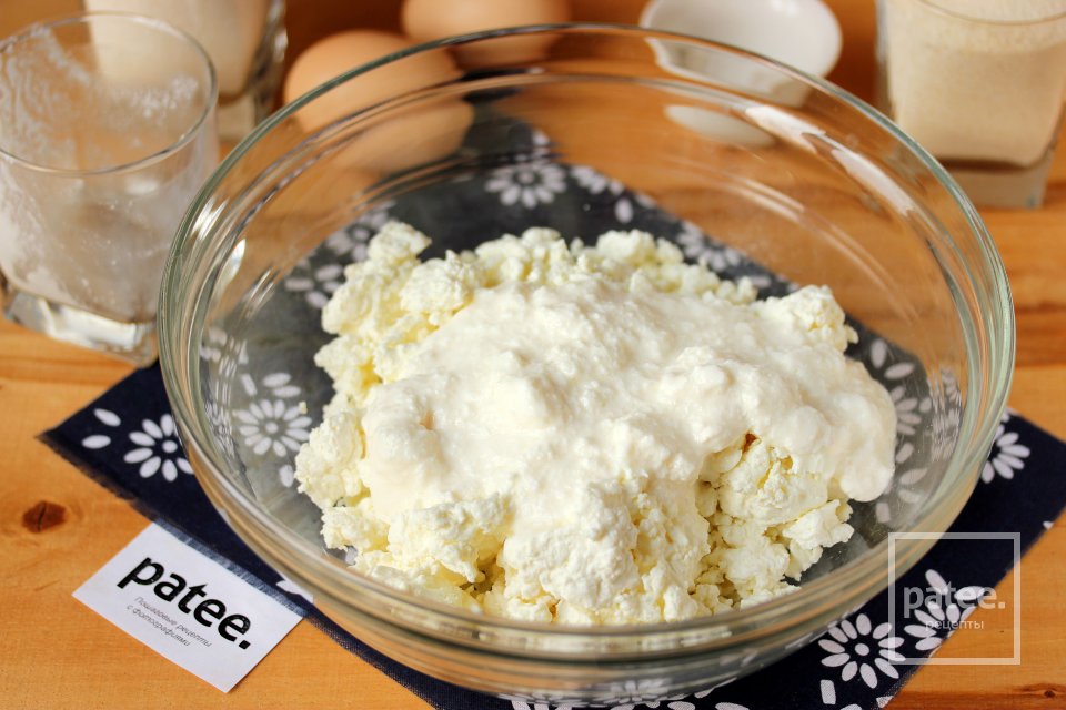 Творожная запеканка с манкой в мультиварке - Шаг 3