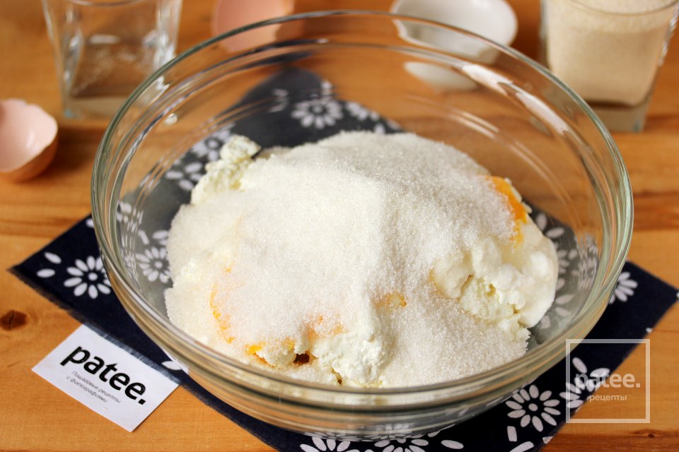 Творожная запеканка с манкой в мультиварке - Шаг 5