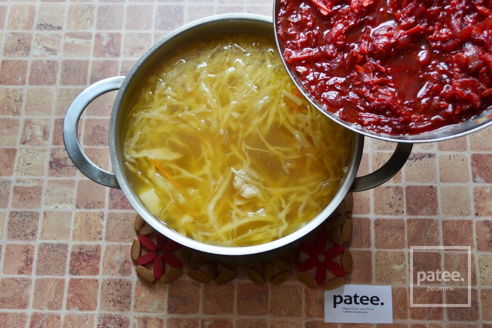 Украинский борщ с фасолью - Шаг 21