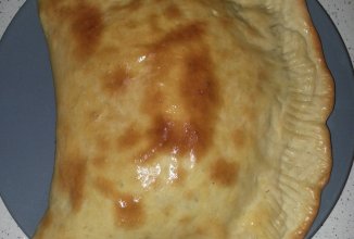 Пирог-чебурек с сыром и зеленью