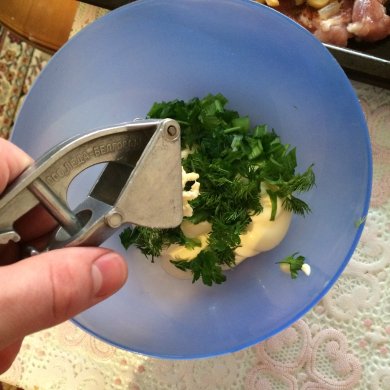 Отбивные под сыром, с грибами и маслинами. - Шаг 4