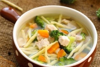 Диетический суп с броколли