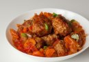 Мясные тефтели в томатном соусе