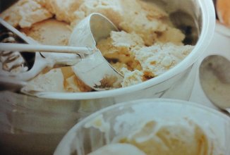 Персиковое мороженое