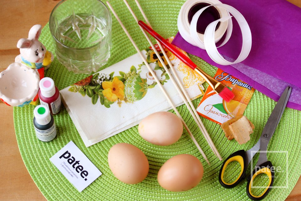 Как сделать сувенирное пасхальное яйцо на палочке - Шаг 1
