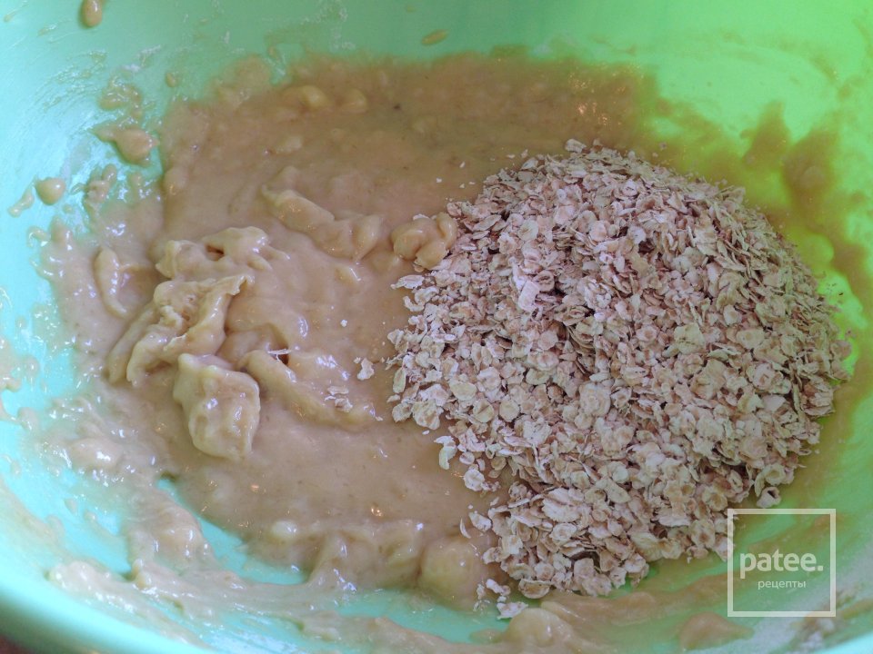 Овсяное печенье с бананом и шоколадом - Шаг 7