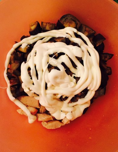 Салат из баклажанов и курицы "Пифия" - Шаг 8