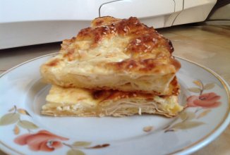 Быстрый пирог из лаваша с сыром