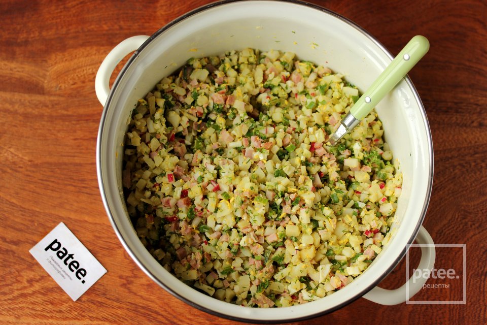 Окрошка с редисом на воде со сметаной - Шаг 11