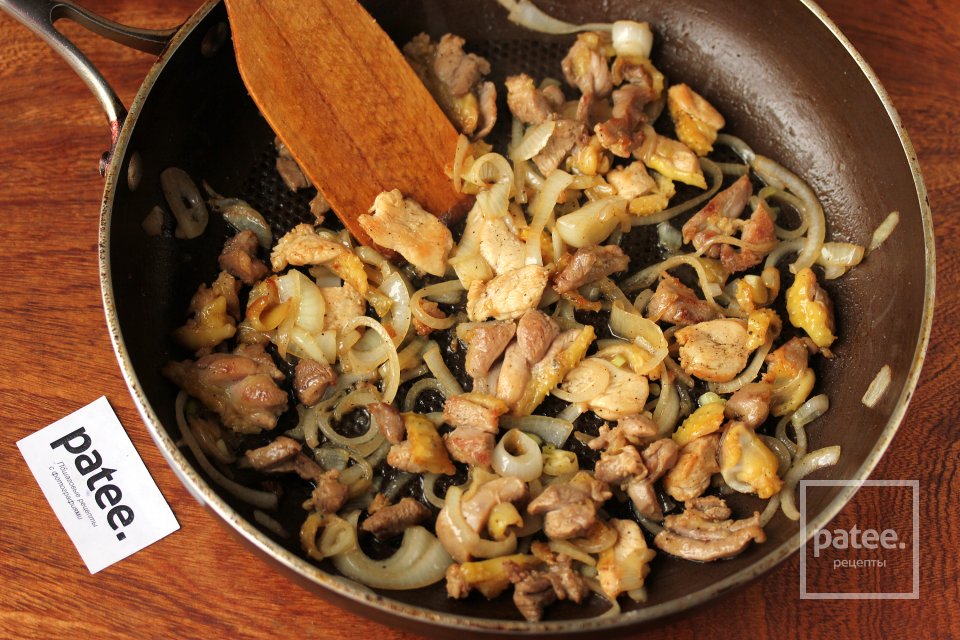 Макароны с жареной курицей и пармезаном - Шаг 7