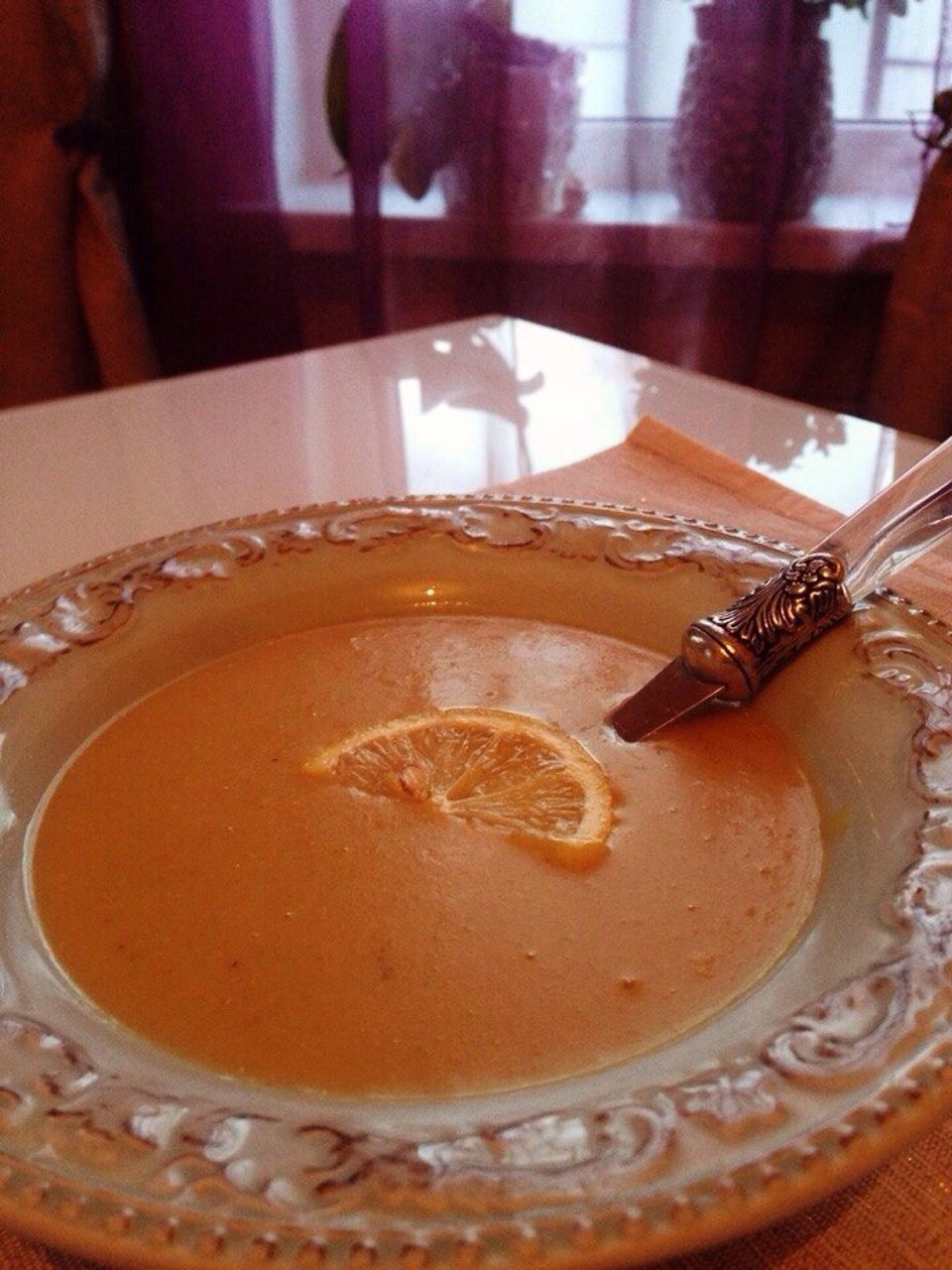 Крем суп из чечевицы