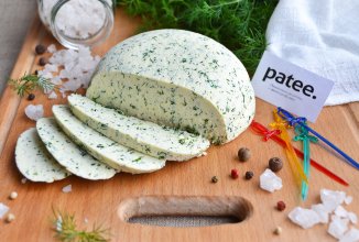 Домашний сыр с укропом