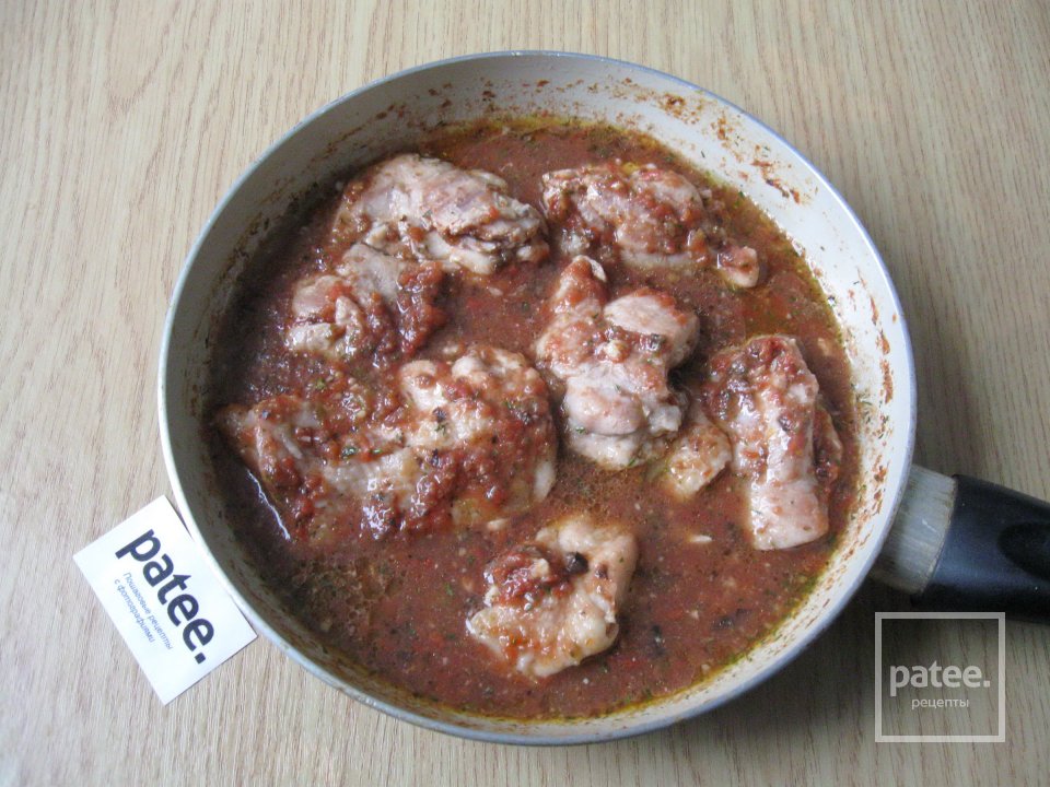 Курица в вине с помидорами и маслинами - Шаг 11