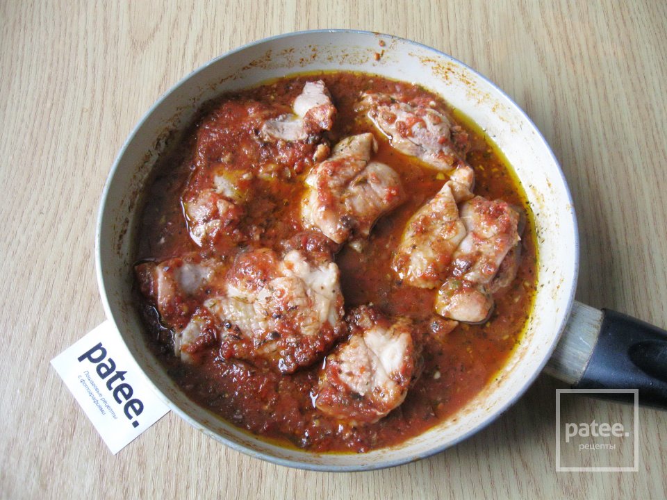 Курица в вине с помидорами и маслинами - Шаг 12