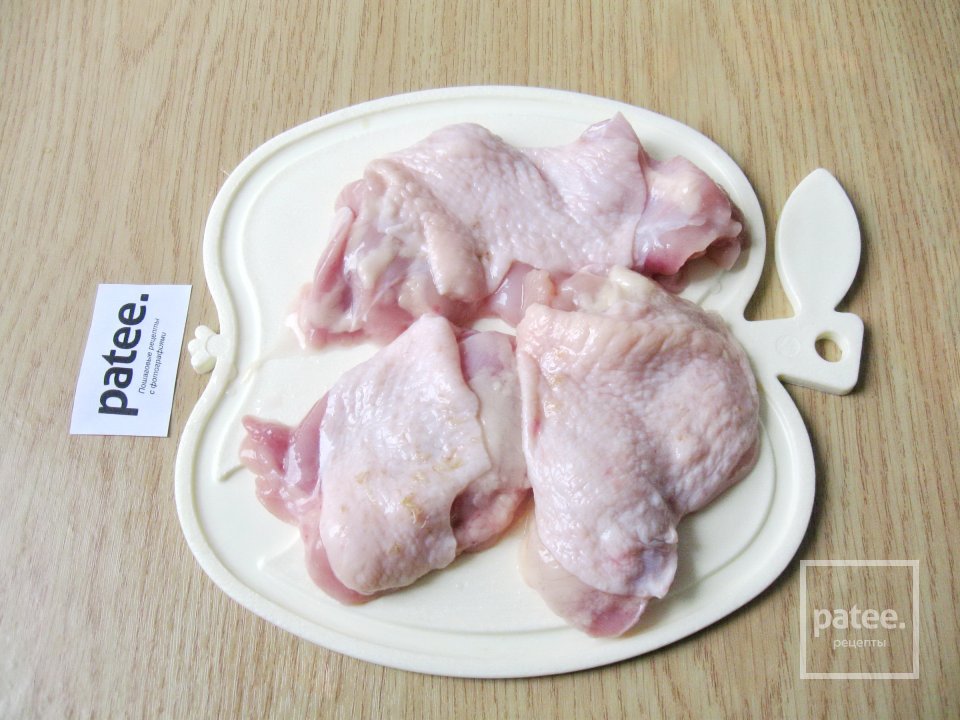 Курица в вине с помидорами и маслинами - Шаг 2