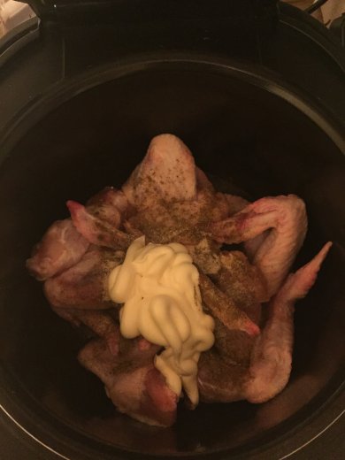 Курица жареная в мультиварке в сладком, медово-томатном соусе с черносливом. - Шаг 2