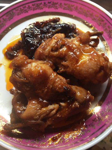 Курица жареная в мультиварке в сладком, медово-томатном соусе с черносливом. - Шаг 5