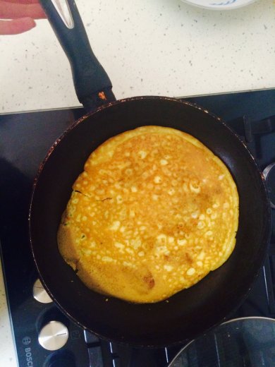 Сладкий омлет с бананом - Шаг 1